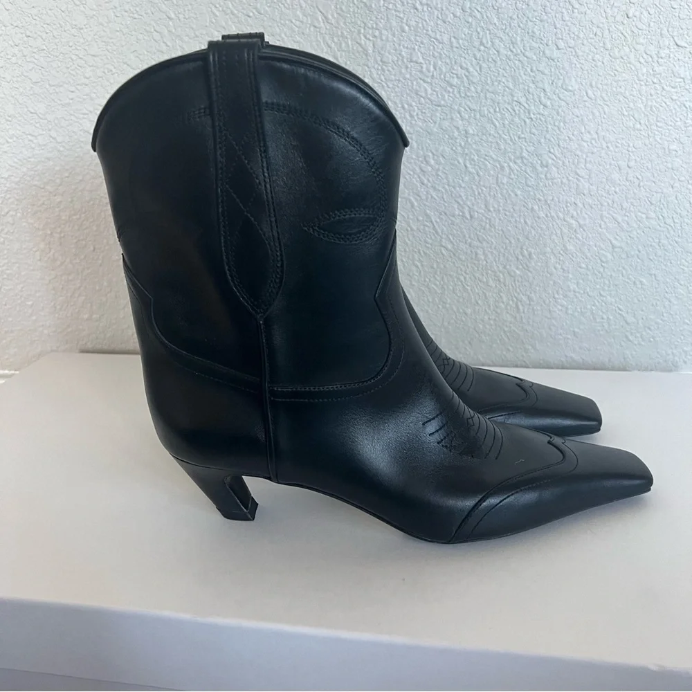 Khaite Dallas Black Leather Ankle Boots Bootie Size 37 Short Western - Picture 6 of 11
